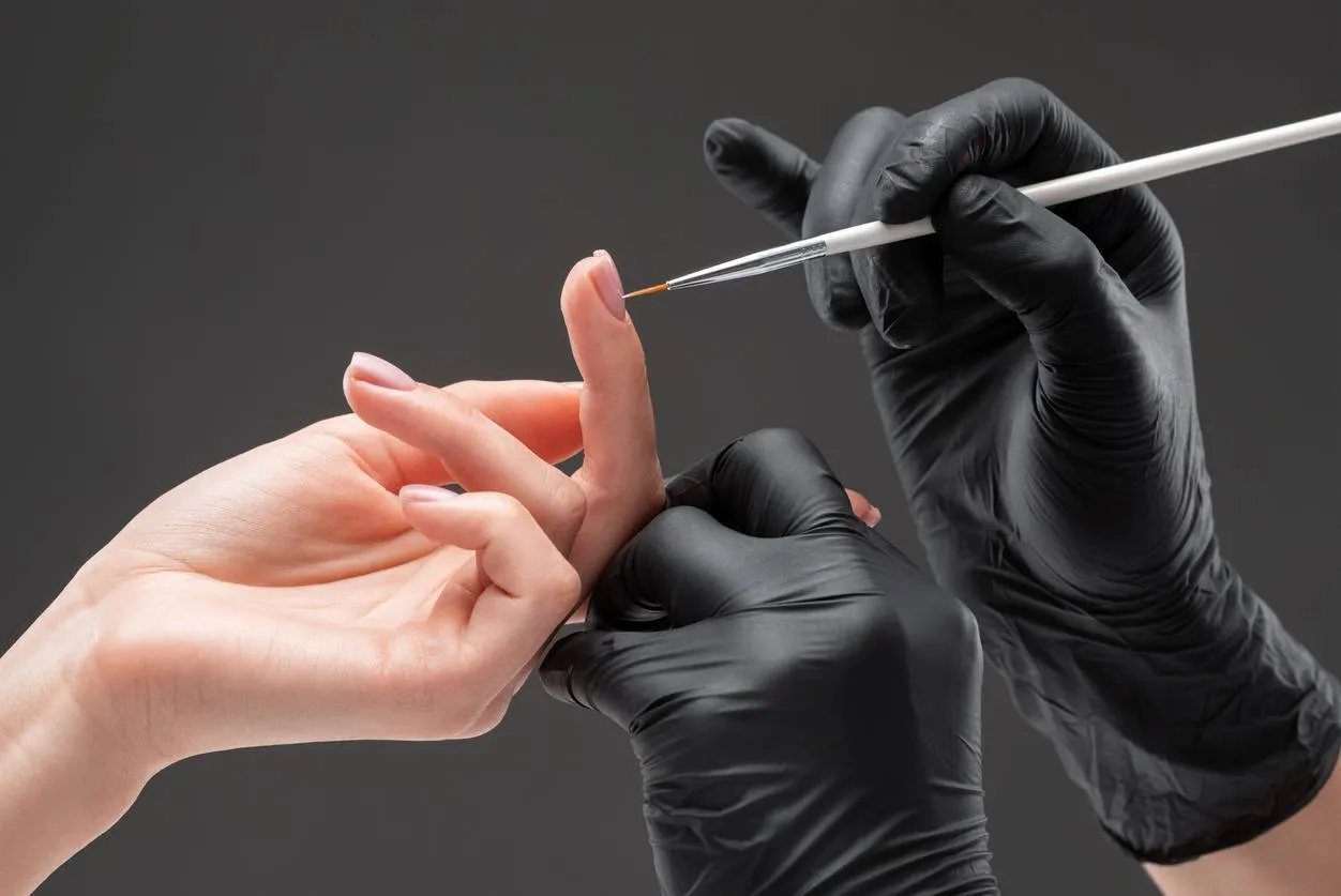 faux ongles en gel Toulouse