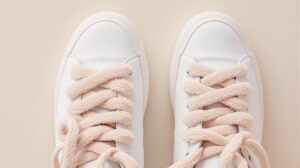 Relook tes sneakers avec les lacets fluffy