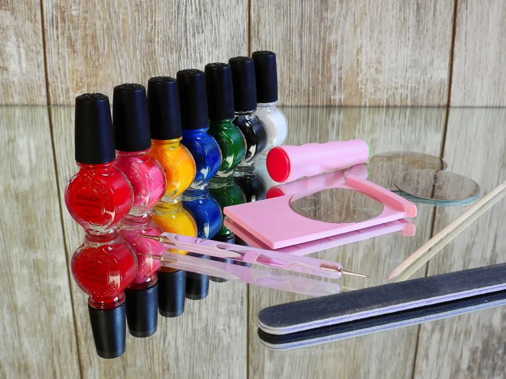 POURQUOI_CHOISIR_LES_ONGLES_EN_ACRYLIQUES_? POURQUOI_CHOISIR_LES_ONGLES_EN_ACRYLIQUES_?