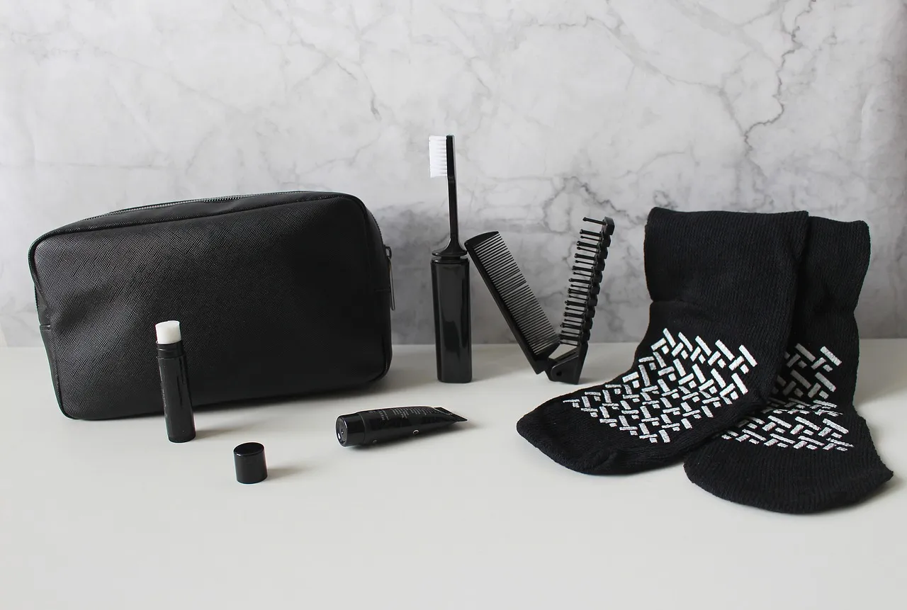 Comment_choisir_la_trousse_de_toilette_idéale_pour_vos_voyages_?