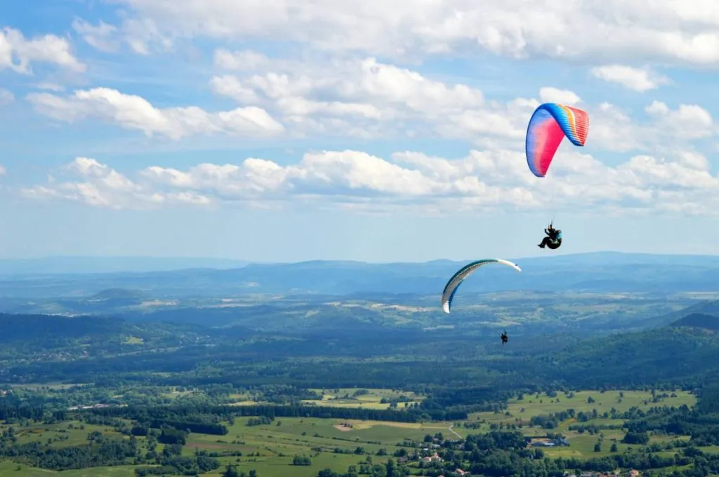 image-le-parapente-pour-debutants-conseils-pour-un-bapteme-reussi image-le-parapente-pour-debutants-conseils-pour-un-bapteme-reussi
