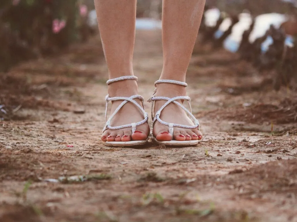 L_Été_en_sandales_:_trouvez_la_paire_qui_fera_battre_votre_fashion_cœur
