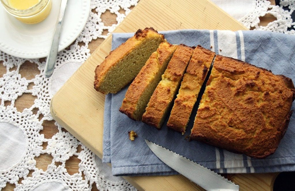 Cuisson_sans_gluten_avec_la_farine_de_coco_et_une_recette_de_pain