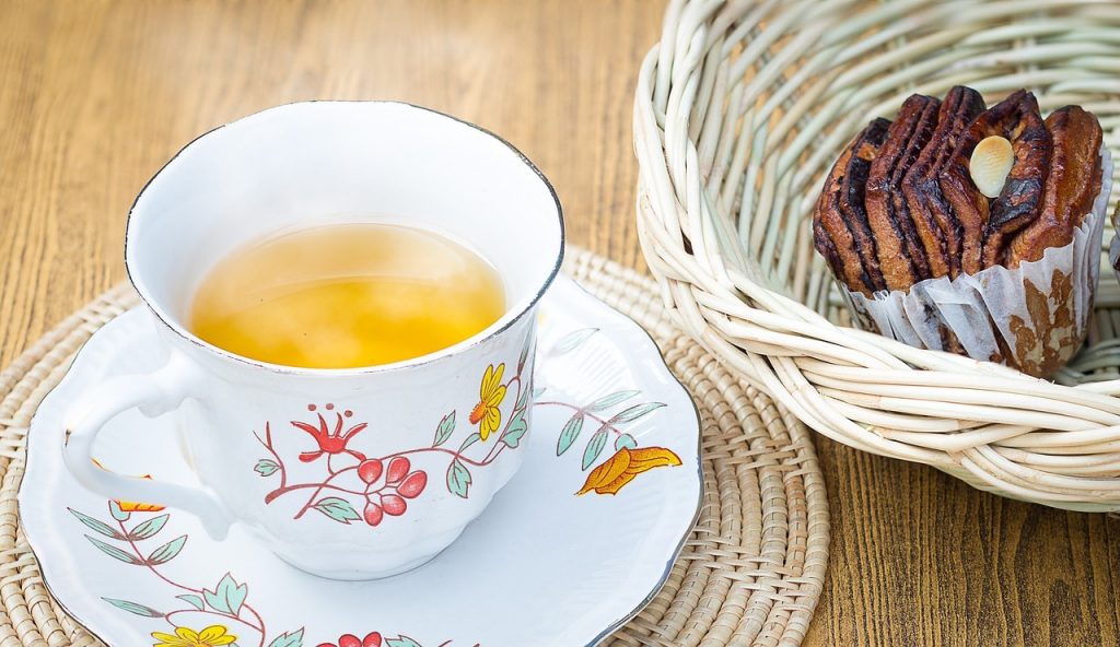 Délicieuse_recette_de_thé_pour_crampes_menstruelles_et_syndrome_prémenstruel