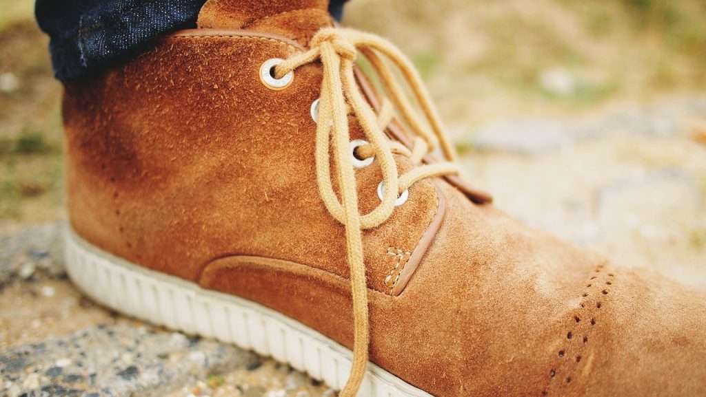 Comment_nettoyer_chaussures_en_daim_?